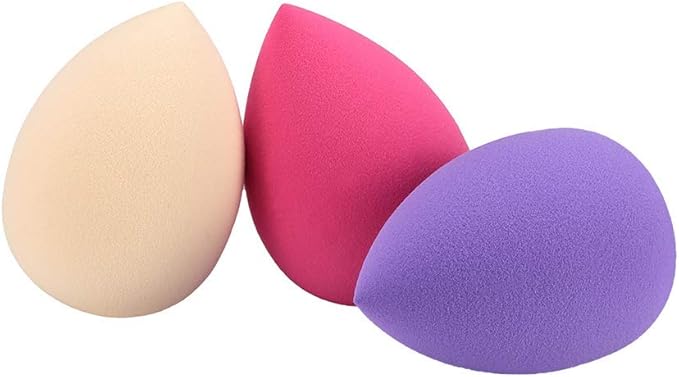 This cosmetic makeup sponge blender set includes 3 pack of egg-shape sponges, Beauty Makeup Sponge Blender,No-Latex Soft Cosmetic sponge
