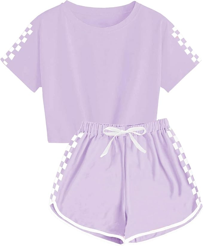 This t-shirt shorts set is suitable for girls ages 5-14 years. Includes 1 x kids crop top and 1 x high waisted shorts. Our kids outfits for summer are machine washable and hand washable