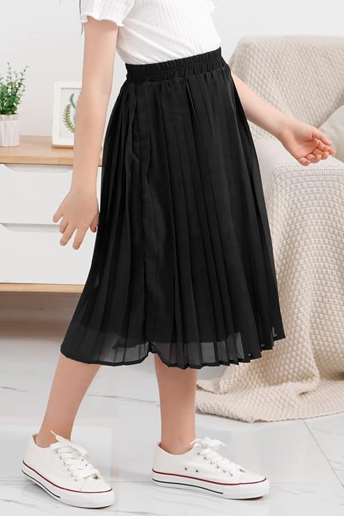 100 Percent Polyester. Soft, lightweight, comfortable and breathable gauze fabric without pilling, do not irritate the skin. Well made as far as fabric and stitching.