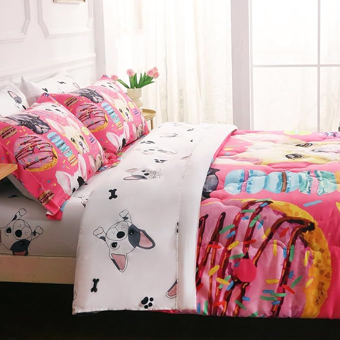 cute kids dog comforter set made of 100% Polyester. the microfiber filler is soft and fluffy ,The Comforter is Not Very Heavy,