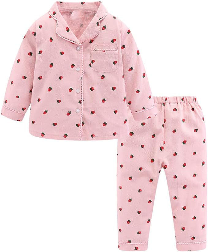 The timeless plaid design is simple yet stylish, appealing to parents looking for classic looks