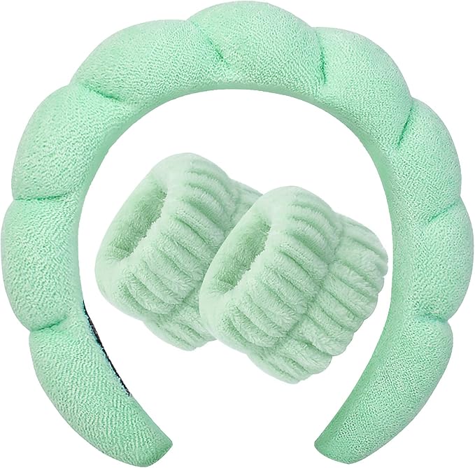 Cute & comfortable, our scrunchy knot headband features a sturdy plastic core & soft terry cloth cover twisted into a croissant to preventhair from getting wet or in the way