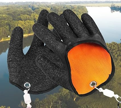 fishing gloves, with good toughness and abrasion resistance,Fisherman Professional Catch Fish Gloves Cut&Puncture Resistant with Magnetic Hooks