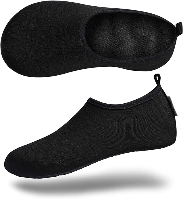 Water Sports Shoes Barefoot Quick-Dry Aqua, surfing, Breathable and smooth fabrics with fine stretch on uppers. Like socks