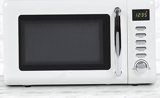 programmed cooking settings, delay timer and express cooking provide options for the optimal heating of popular foods like popcorn, pizza, potatoes, veggies and more. Microwave Ovens, 0.7 Cubic Foot-20