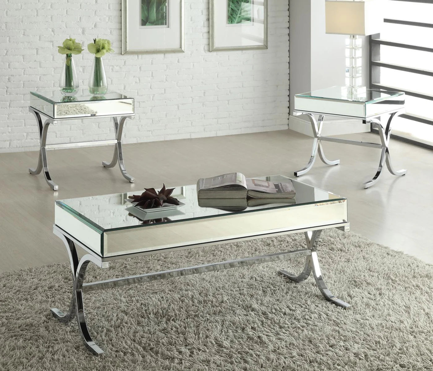 . It perfectly complements the Supra coffee table and sofa table.T Sofa able