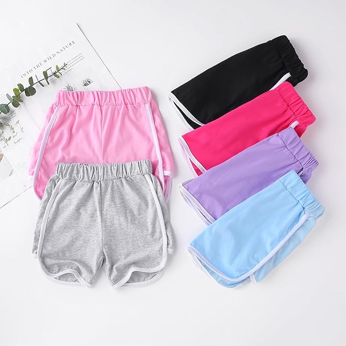 This sports shorts features a stylish dolphin shaped cuff design, paired with contrasting color edging, which not only enhances the style but also facilitates movement
