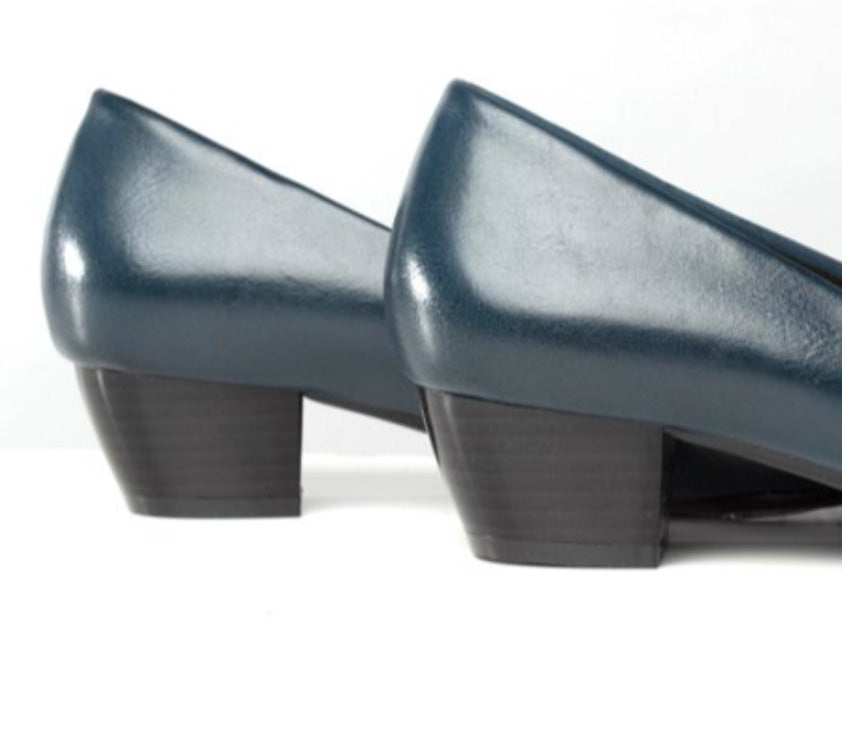 Womens Low Heel Plain Court Shoes