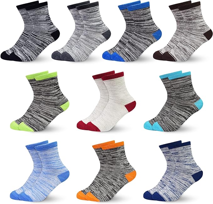 children can feel good whether walking, running or playing. Medium thickness makes these toddler grip socks suitable for all seasons.